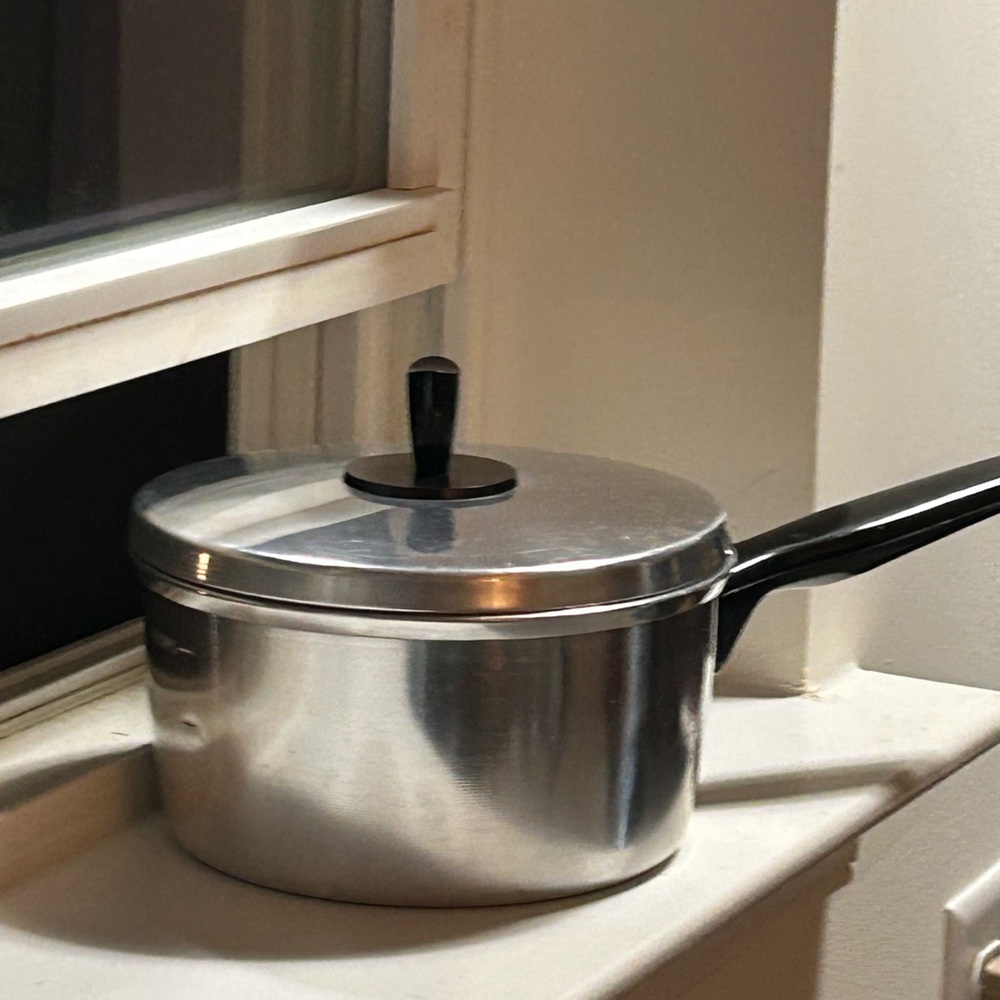 VINTAGE Wear-Ever Aluminum 2 Qt / 6 cup Sauce Pan 38002 w/ Lid